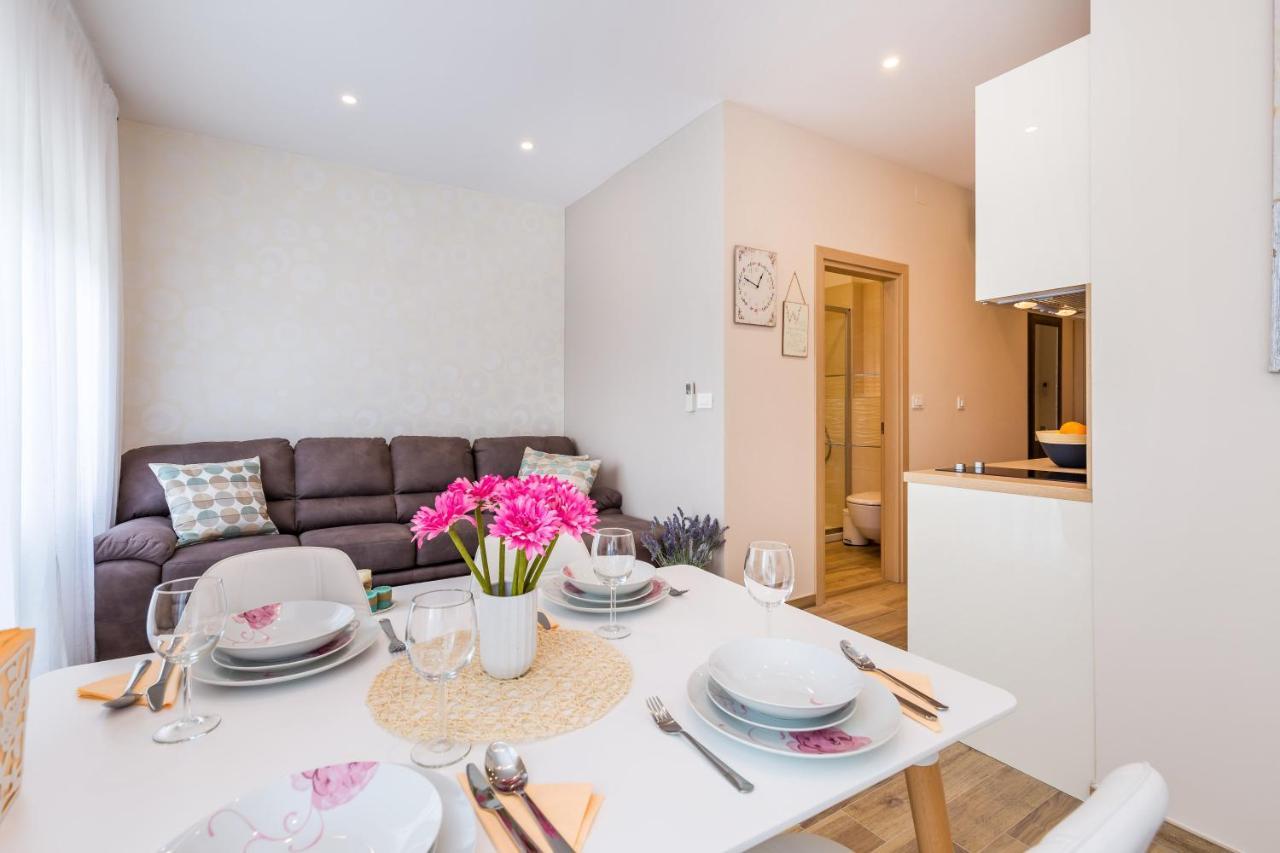 Apartments & Rooms Milcetic D مالينسكا المظهر الخارجي الصورة