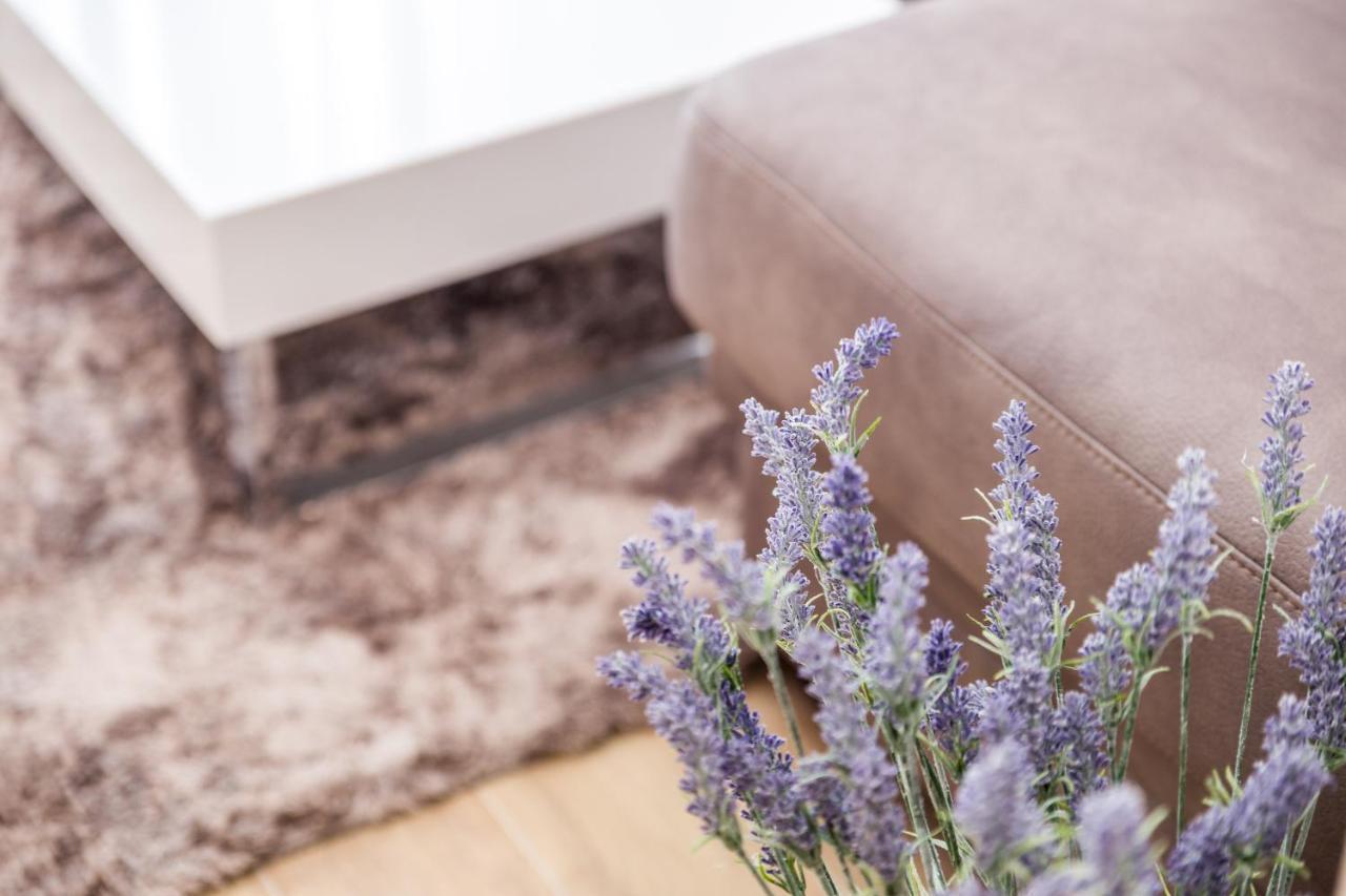 Apartments & Rooms Milcetic D مالينسكا المظهر الخارجي الصورة